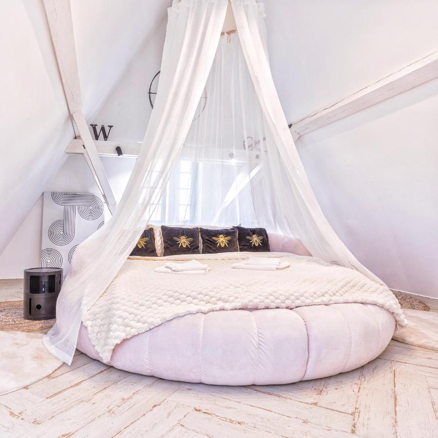 Appartement Magiczne Gniazdko Na Samym Rynku à Wrocław Extérieur photo