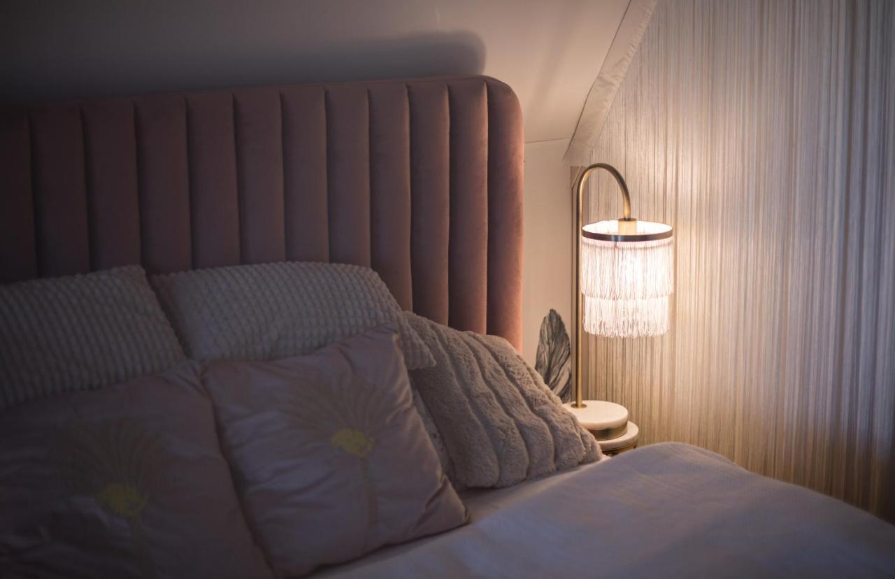 Appartement Magiczne Gniazdko Na Samym Rynku à Wrocław Extérieur photo