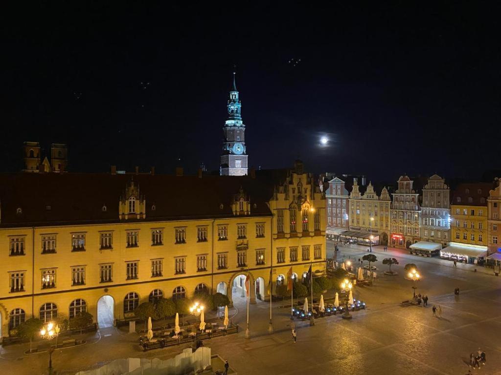 Appartement Magiczne Gniazdko Na Samym Rynku à Wrocław Extérieur photo